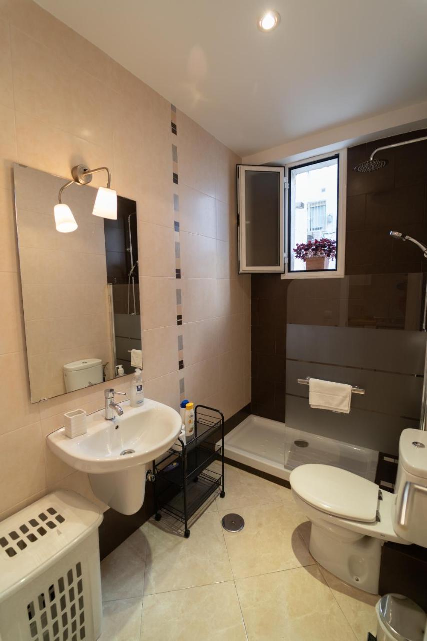 Larra Nervion Subway Tranvia Apartment เซบีญา ภายนอก รูปภาพ
